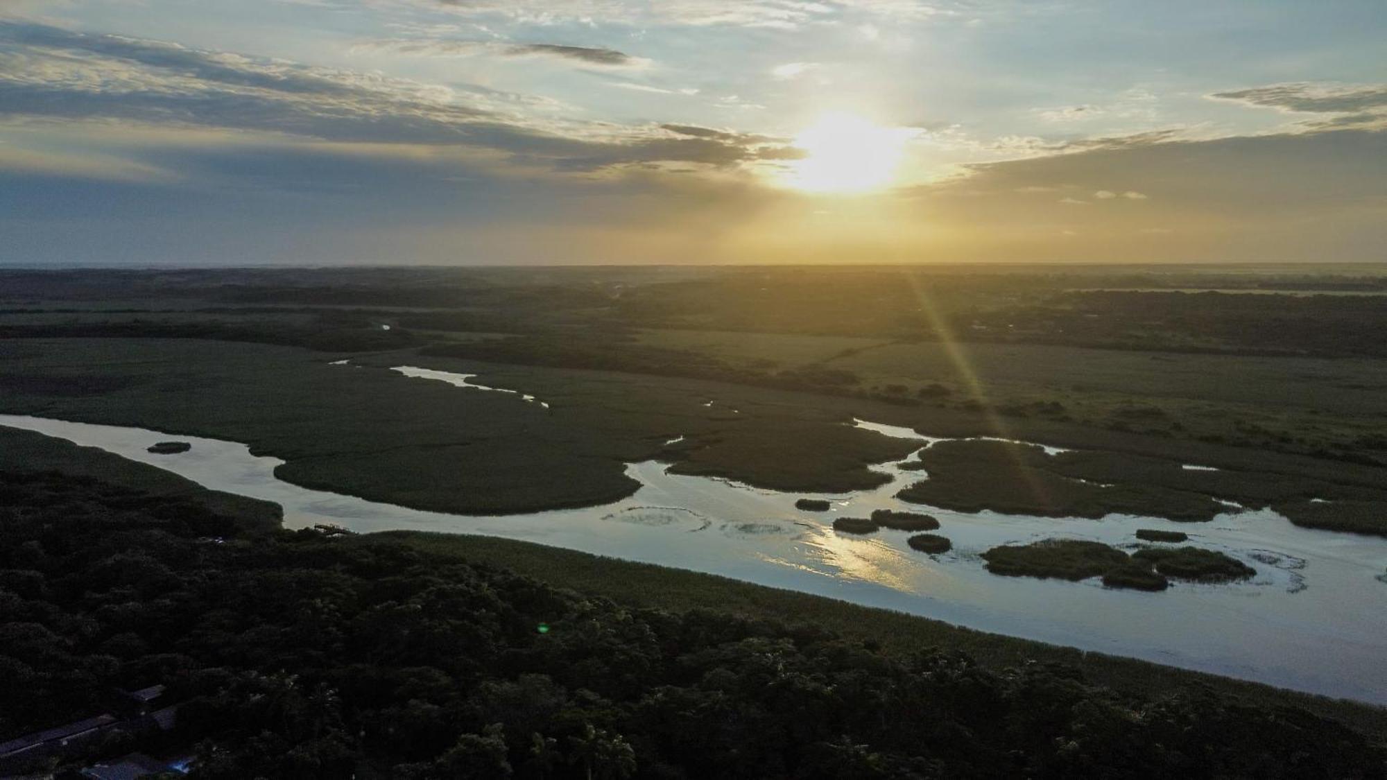 فندق مونزي سفاريس لاكشري تينتيد كامبس Saint Lucia Estuary المظهر الخارجي الصورة